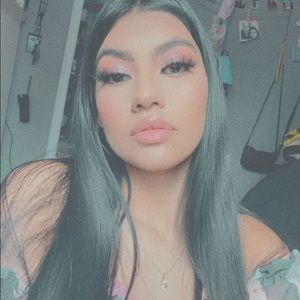 Meet your Posher, Lizbeth